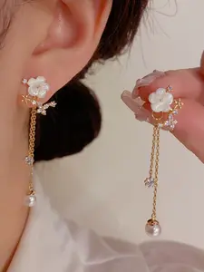 Elegant Shell Flower Statement Earrings Set, Lightweight & Fresh Design, Perfect Match for Any, Fashionable Boho Jewelry
