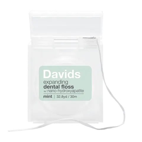 Davids Hydroxi Expanding Dental Floss - Refillable Plastic Dispenser, Peppermint Flavor (30m), PFAS-Free Non-Toxic Polyester Floss, Teeth Whitening Oral Care with Nano Hydroxyapatite, Fresh Breath Self Care Supply, Non Toxic Floss, Oral Care Supplies
