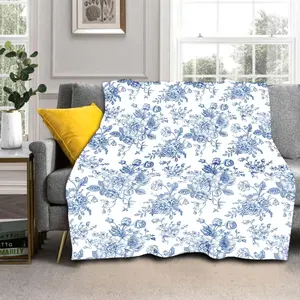 Blue Floral Blanket, Blue Vintage Floral Pattern Print, Lightweight Warm Soft Flannel Cover, Farmhouse Seasonal Decor for Home Living Room Sofa Bed