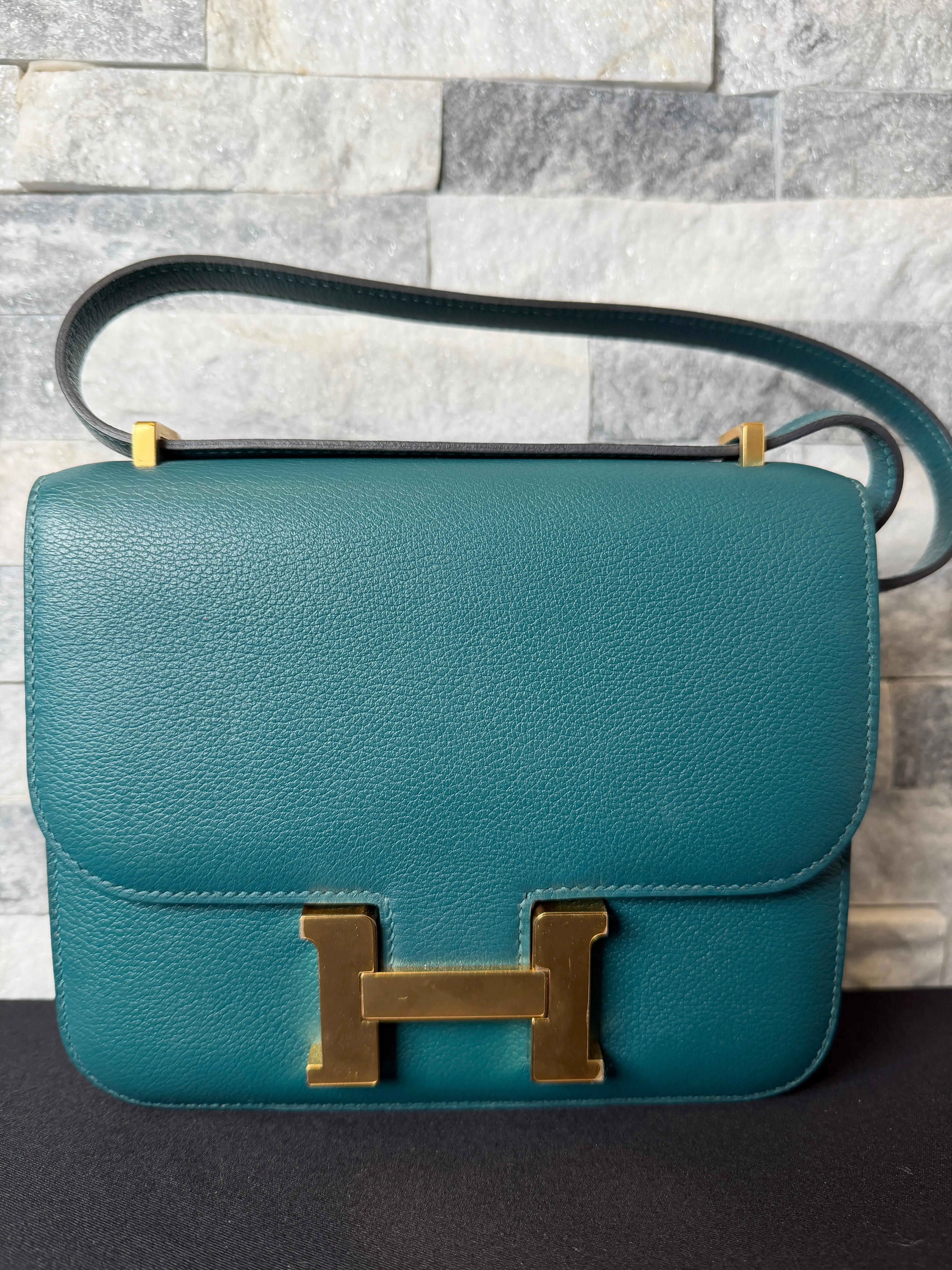 Pre-owned HERMÈS leather Shoulder Bags Constance 24 Evercolor Shoulder Bag – Vert/Teal Green LX261