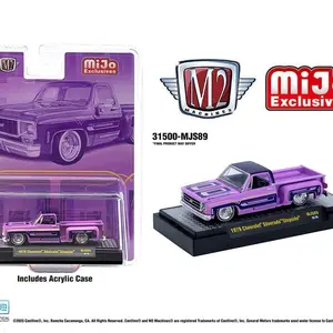M2 Machines 1:64 1978 Chevrolet Silverado Stepside Lowriders – Purple