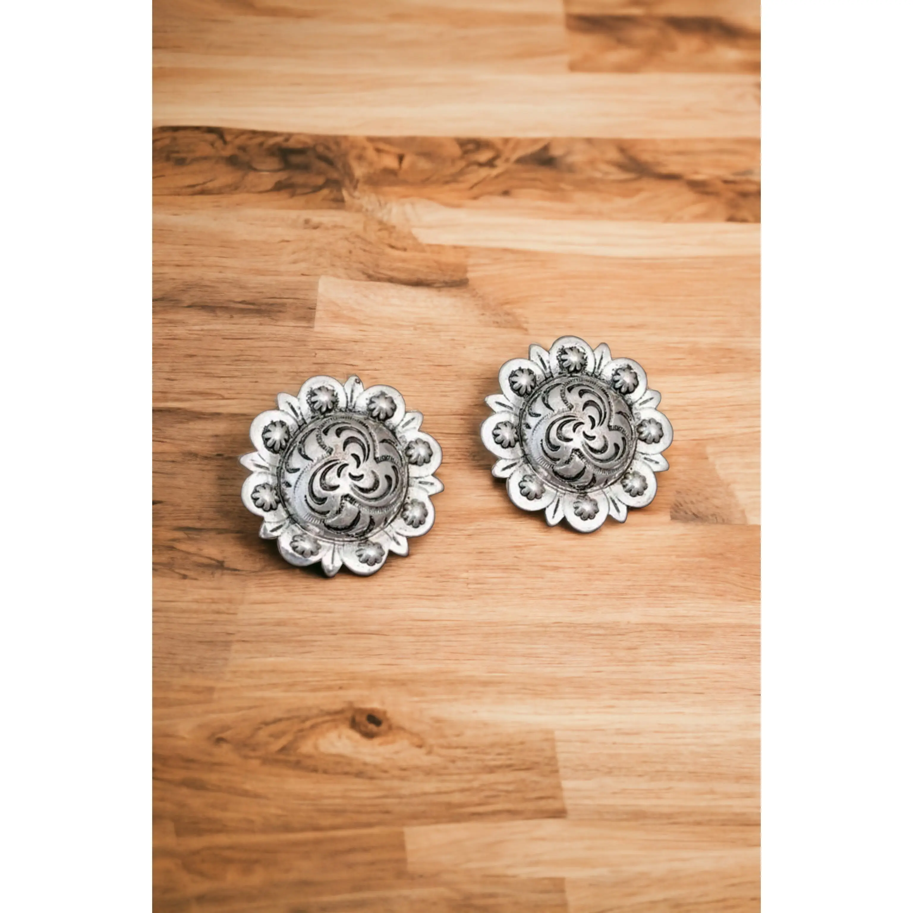 Country medallion earrings