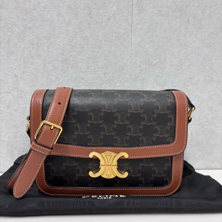 Pre-owned Celine canvas Crossbody Bags Triomphe monogram coated with carame 22050732