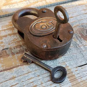 Antique-Style COLT Working Lock