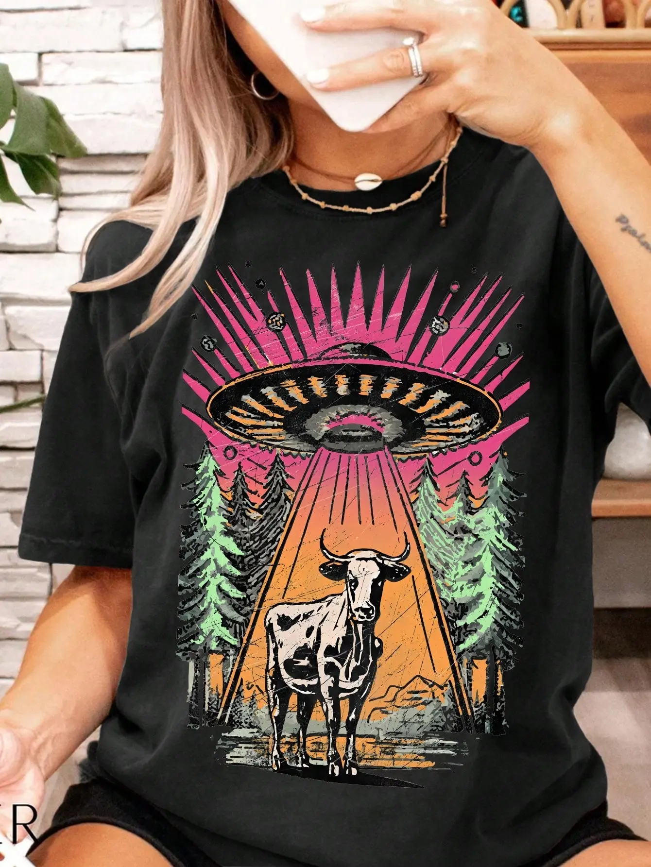 Retro UFO Cow Abduction Graphic Tee for Women, 180gsm Pure Cotton Casual Short Sleeve T‑Shirt, Funny Alien Western Forest Print Oversized Crew Neck Top, Trendy Weirdcore Streetwear Shirt For Daily Casual Outfit