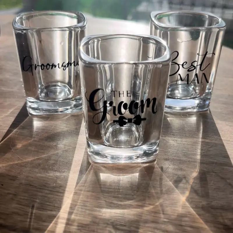 Personalized Shot Glasses - Groomsmen & Best Man Design - Drinkware Set for Special Occasions