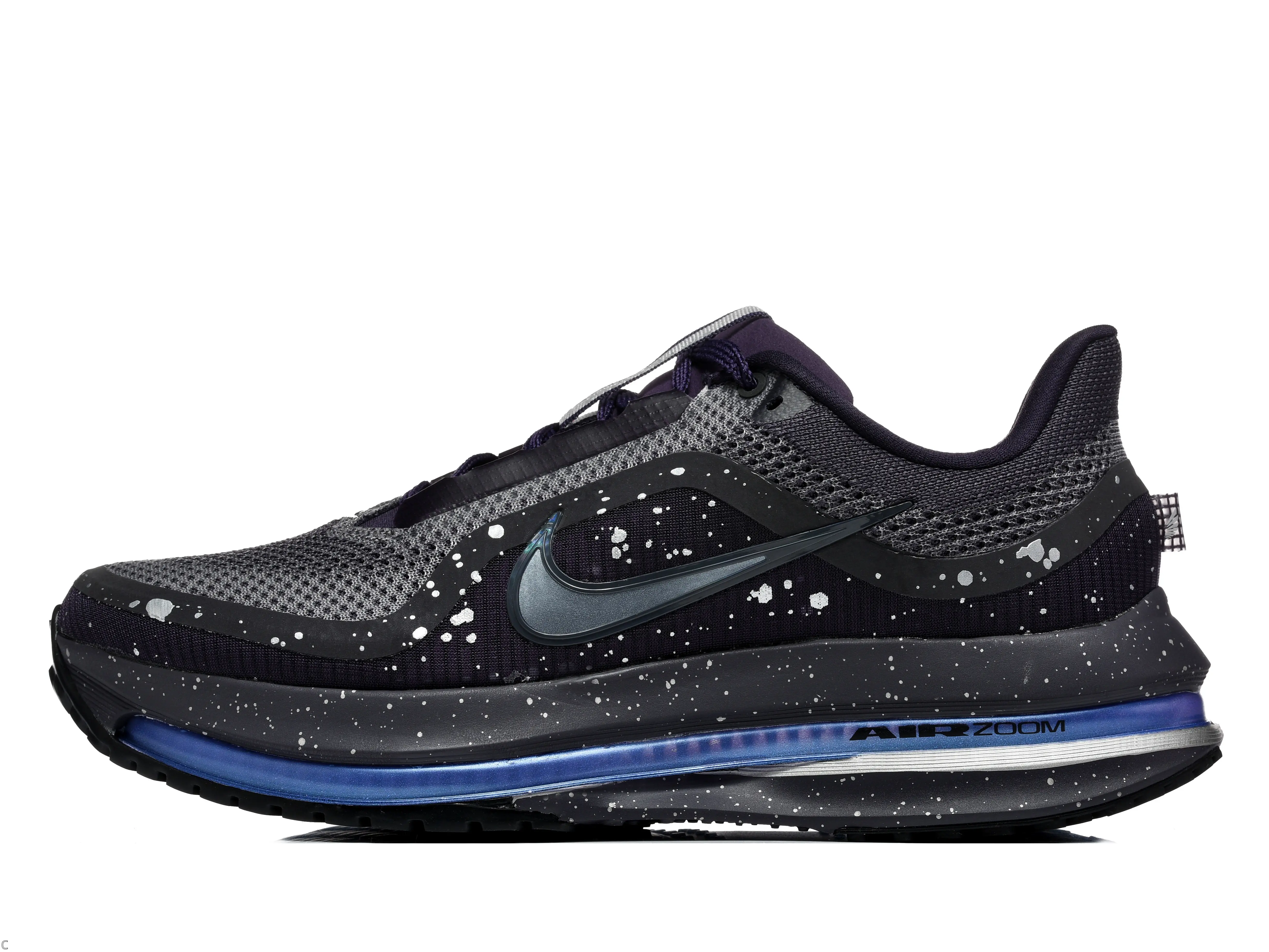 Unisex Breathable Mesh Fabric Dark‑Purple Black Speckled Upper Gun‑Metal Accent Vivid‑Blue Air Cushion Midsole Black Rubber Outsole | Brand New Sealed | with Original Shoe Box | Daily Sneakers Running Shoes |Outdoor Sports Footwear Fashion Street Footwear