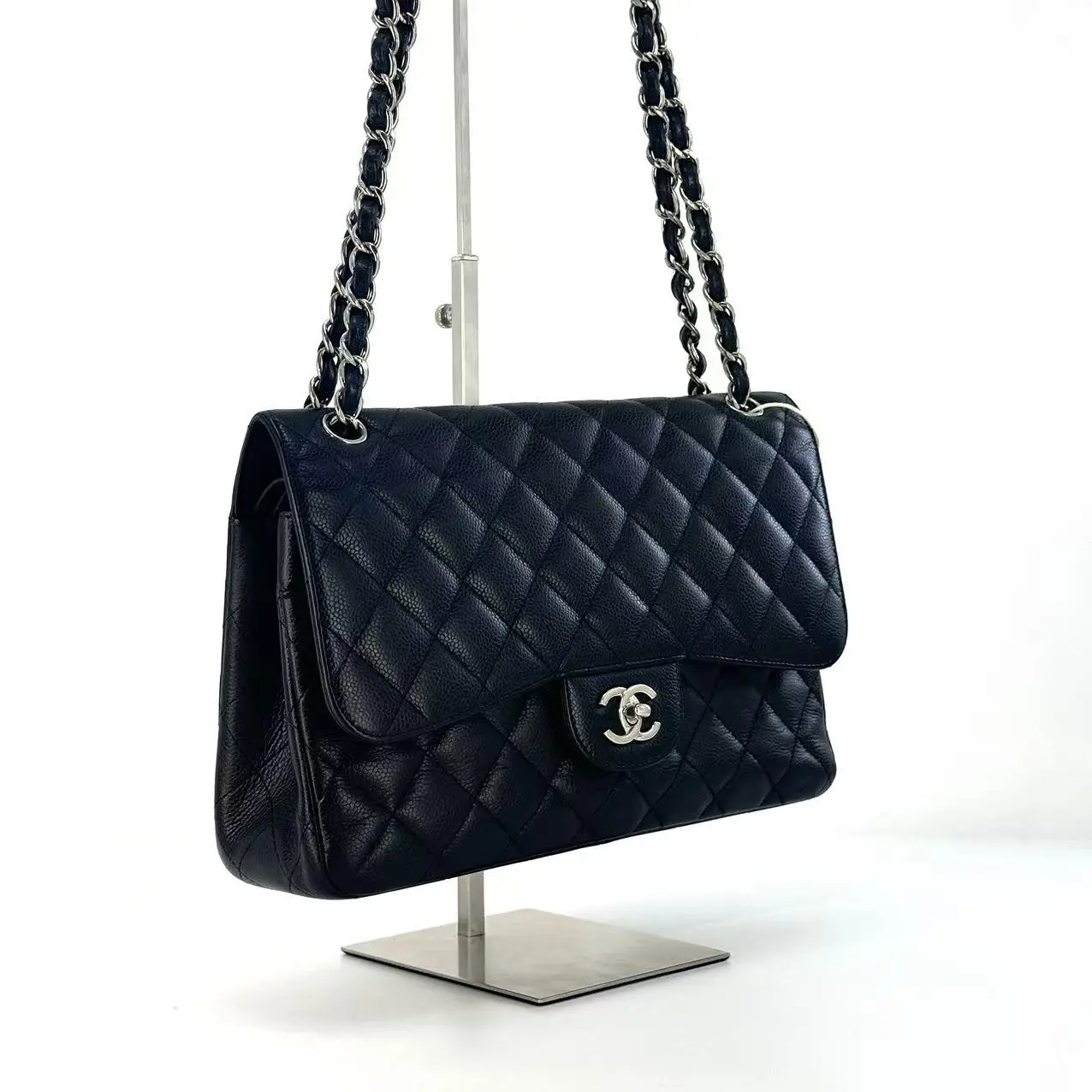 Pre-owned CHANEL Leather Shoulder Bags Caviar Quilted Jumbo Classic Double Flap Black B00214 NO1
