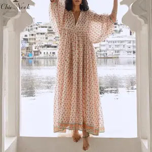 Women’s long dress with 3/4 sleeves, V-neck, floral print, loose fit, summer casual swing dress