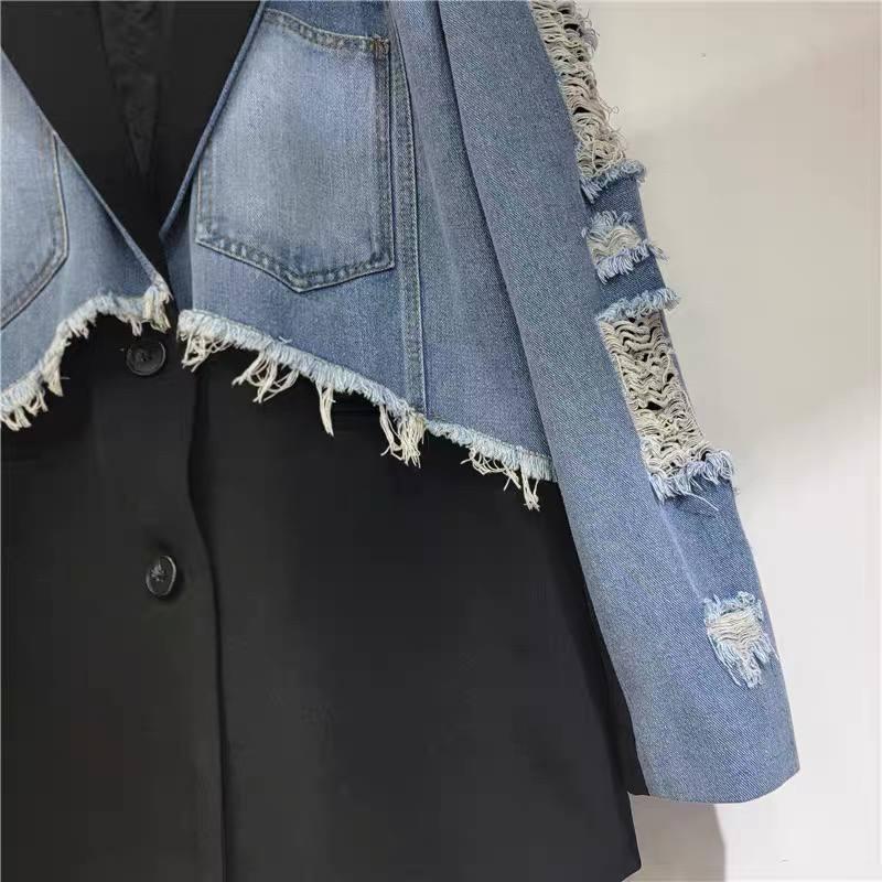 Women's Distressed Denim Patchwork Black Blazer, A Niche, Designer-style Loose Casual Color-block Jacket, Perfect For Spring, Autumn And Winter