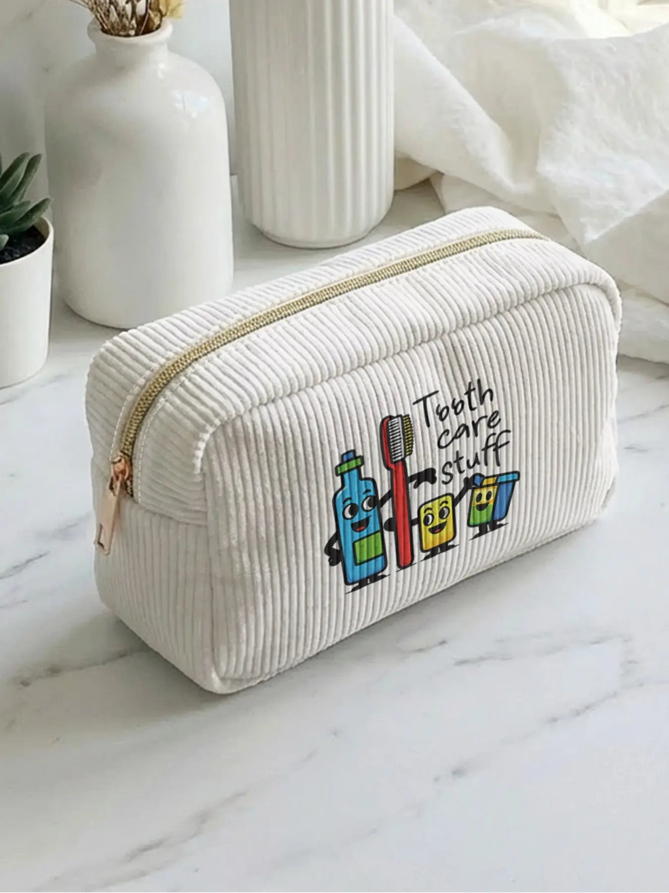 1 piece of 2D printed Zipper makeup bag with toothbrush and 'Tooth care stuff', large capacity design |suitable for all seasons/general use|can hold daily skincare products and various cosmetics|perfect for life, Travel Essentials