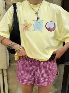 TikTok Viral 2026 Women's Oversized Tropical Graphic T-Shirt - Plumeria Turtle Coconut Print Short Sleeve Crew Neck Tee - Y2K Coquette Aesthetic Beachwear，Beach, Brunch, Daily Wear - Trendy Summer Outfits for Teen Girls & Young Women