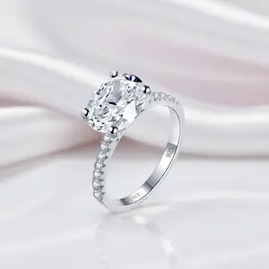 4.0 Ct Oval Cut Diamond Option Wedding Anniversary Ring