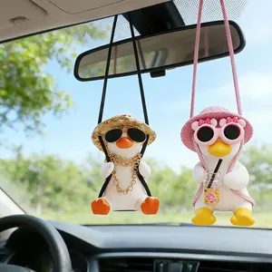 Cute Anime Duck Car Hanging Ornament, Rearview Mirror Decoration, Car Interior Decoration, Indoor Decor Accessory, Girls' Gift, 2/1 Piece Set