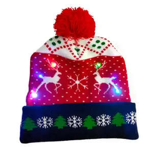 Festive LED Knit Hat with Christmas Pattern – The Perfect Christmas Gift! Stay warm and stylish with Santa Claus, Christmas tree, and snowflake designs