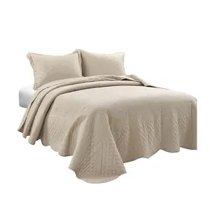 Lush Decor Medallion Scallop 3 PC KG Bedspread