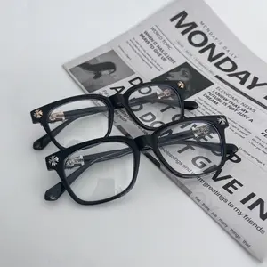 Chic Statement Glasses for Men and Women, Grunge Aesthetic Decorative Eyewear, Ultra-Clear Anti-Glare Lenses, Perfect for Daily Outfits