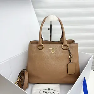 Pre-owned PRADA Leather Shoulder Bags 7.8'' R14359 Shoulder Bag C19487278852 0602 T2 Luna