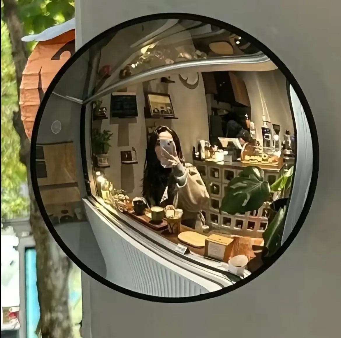 Ultimate Fisheye Selfie Round Convex Mirror | Wide-Angle Black Framed Wall Mount Convex Mirror, Aesthetic Cafe Home Wall Decor, Viral Photo Prop for Daily Selfie Shots, Industrial Style Decor Mirror for Living Room Coffee Shop