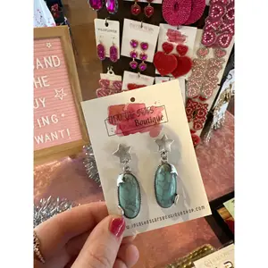 Cosmic Western Earrings - Elegant Design with Unique Shape and Colorful Finish