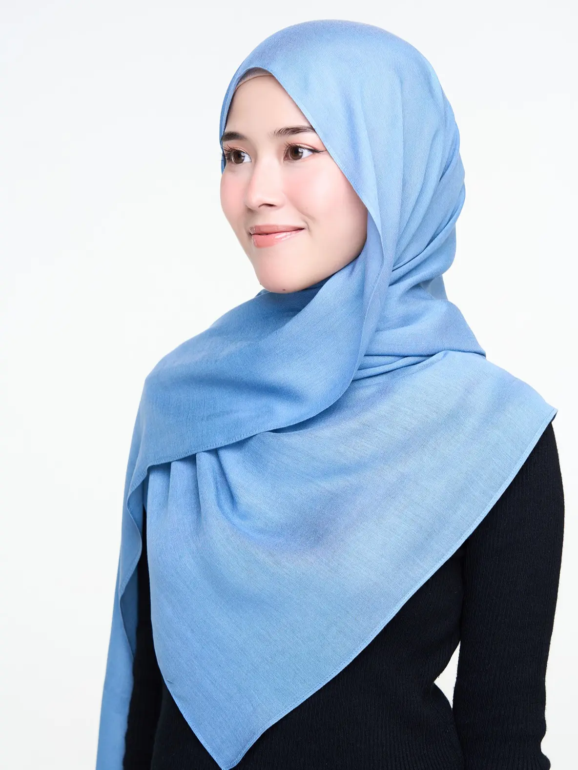 Ashton Skies Everyday Cotton Hijab: Ayra Collection
