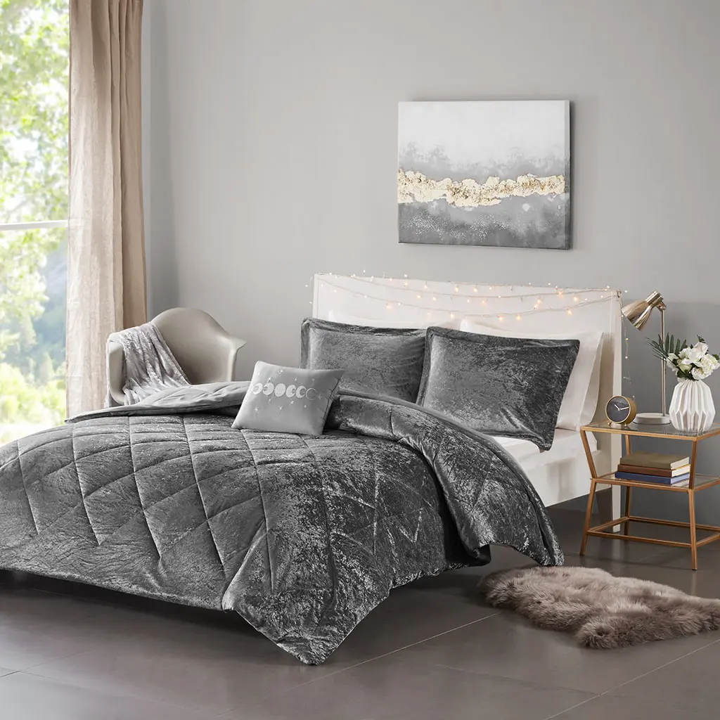 Intelligent Design ID10-1791 Modern Grey 100% Polyester Velvet Comforter Set - Twin & Twin Extra Long, Diamond Quilting, Hypoallergenic Filling, Machine Washable, Spot Clean Compatible