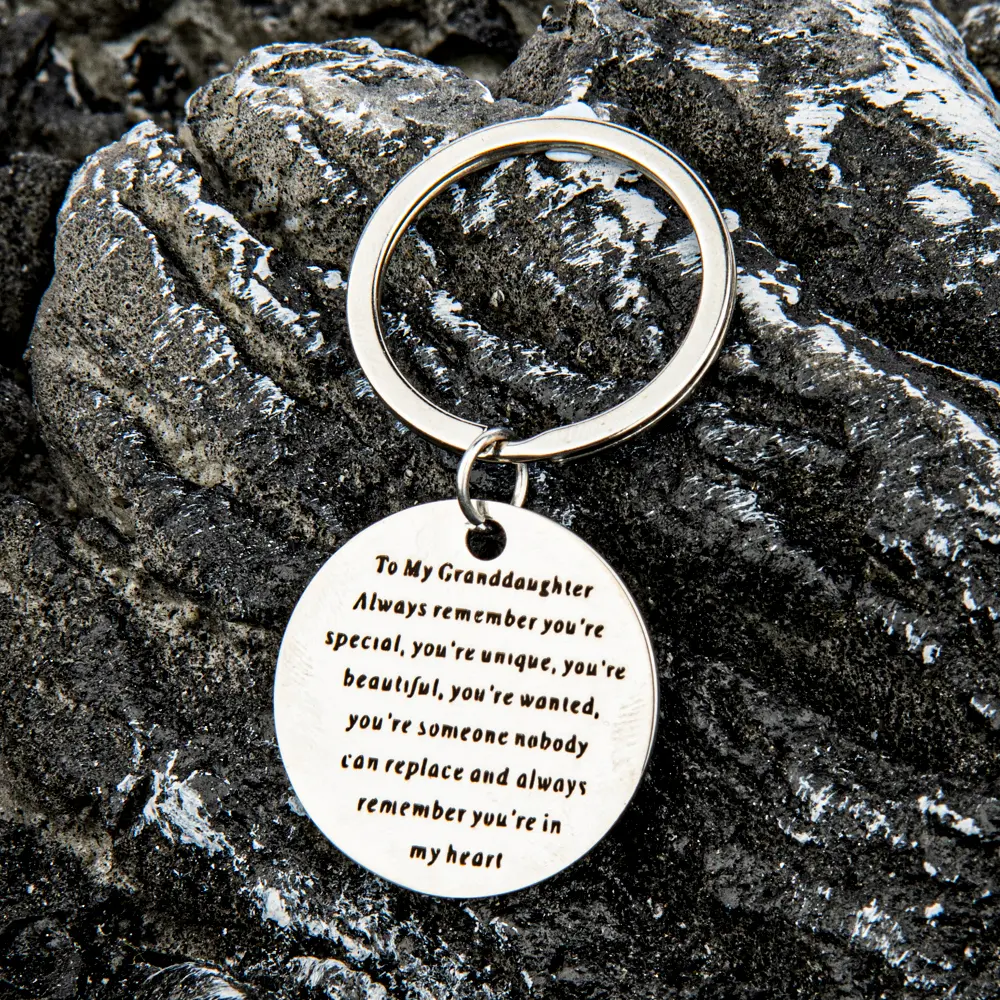 ARPURRAINA Round Engraved Lettering Stainless Steel Double Ring Keychain for Granddaughter, Fashion Inspirational Heartfelt Keepsake, 1 Pcs Keychain for Bags and Keys Daily Use Accessory