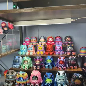 WiggleMail Articulatet Fidget Toy | Flexible Stress Relief Desk Toy