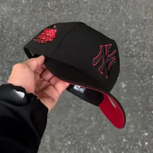 New Era 9FORTY 9FIFTY New York Yankees pink MLB Cap - Adjustable Classic Baseball Hat