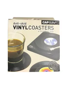 CAPGUN Music Decor Vinyl Record Coasters with Record Player Holder Set of 6 Tableware Insulated Non-slip Heat Resistant for Home Bar or Kitchen