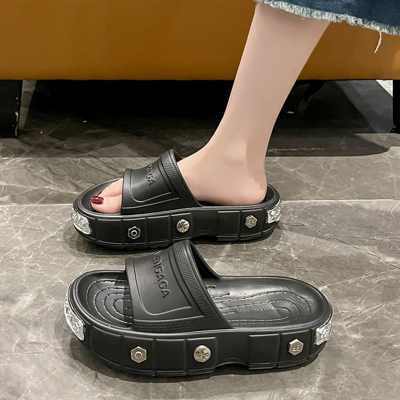 Women's Chunky Platform Casual Shoes Collection – 6 Styles in Black & White