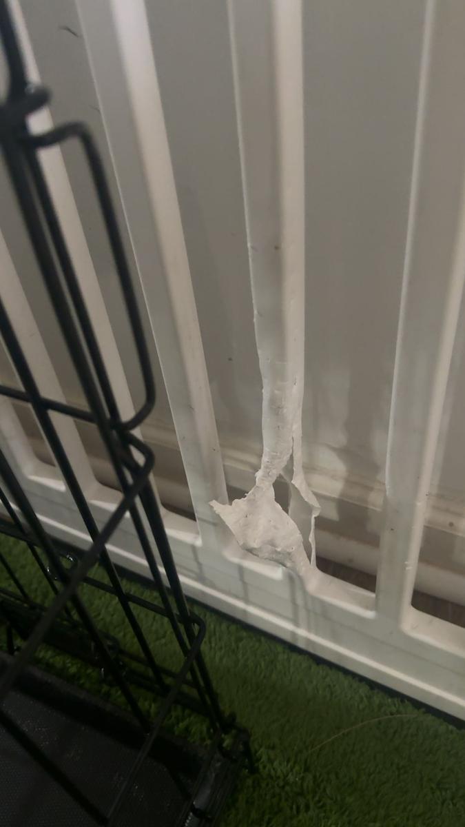 Item: 6 Panels 24IN, White