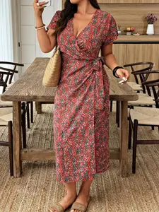 Summer Plus Size Fashion Vacation V-Neck Tie Front Short Sleeve Small Floral Dress, Stylish and Comfortable, Perfect for Warm Weather