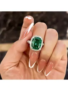 5 Sizes Available 1 Piece Classic Luxury Four Claws Emerald Zircon Decorated Copper Ring Emerald Cut Solitaire Engagement Ring Banquet Ceremony Daily Match
