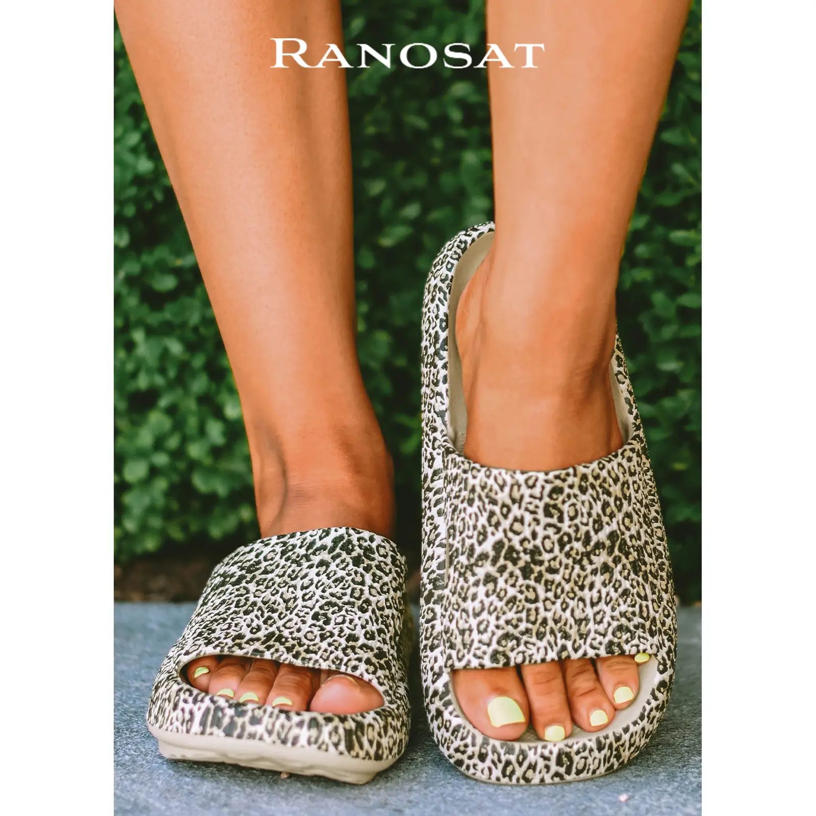 RANOSAT Women Leopard Print Cloud Slide Thick Sole Pillow Slippers Fashion Summer Holiday Home Outdoor Slippers Walking on the Cloud Cushioned Feeling