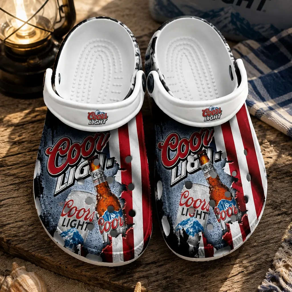 Red Black Graphic Clogs Shoes, Striped Printed Clog Shoes, Lightweight Casual Comfort Footwear, Unisex Everyday Shoes