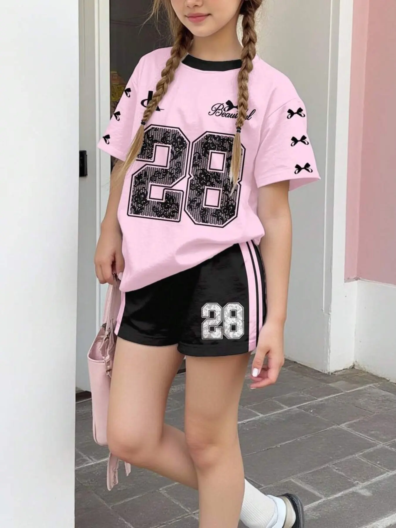Two-Piece Fashion Print Digital Round Neck Short Sleeve T-Shirt and Shorts Set, Casual Street Style for Girls, Spring Summer Wear