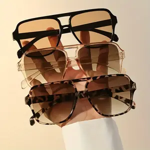 Fashionable Rectangular Plastic Glasses for Women with Leopard Print Detail, Dual Bridge Design, Reflective Lens, PC Material, Ideal for Daily Wear