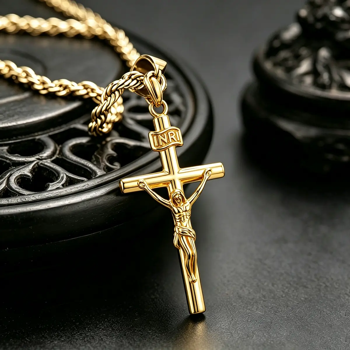 14K Gold Plated Crucifix Pendant for Men, Catholic Jesus Cross Necklace for Women, with Rope Chain 18-26 Inch, Fade-Resistant, Skin-friendly, Stainless Steel Crucifix Necklace with Jesus Religious Gift for Easter Christmas