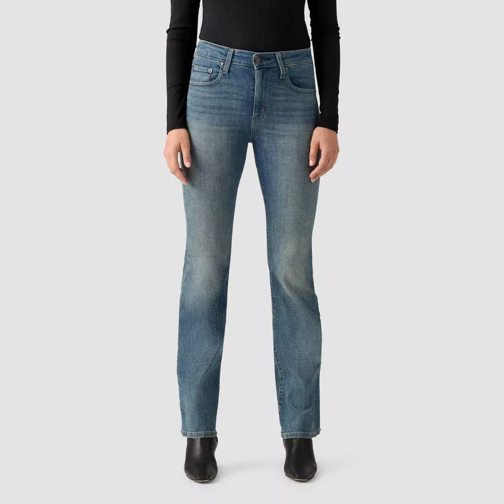 Levi's Women's 725 High-Rise Bootcut Jeans - Eternal Indigo Dark Levi's Women's 725 High-Rise Bootcut Jeans - Eternal Indigo Dark
