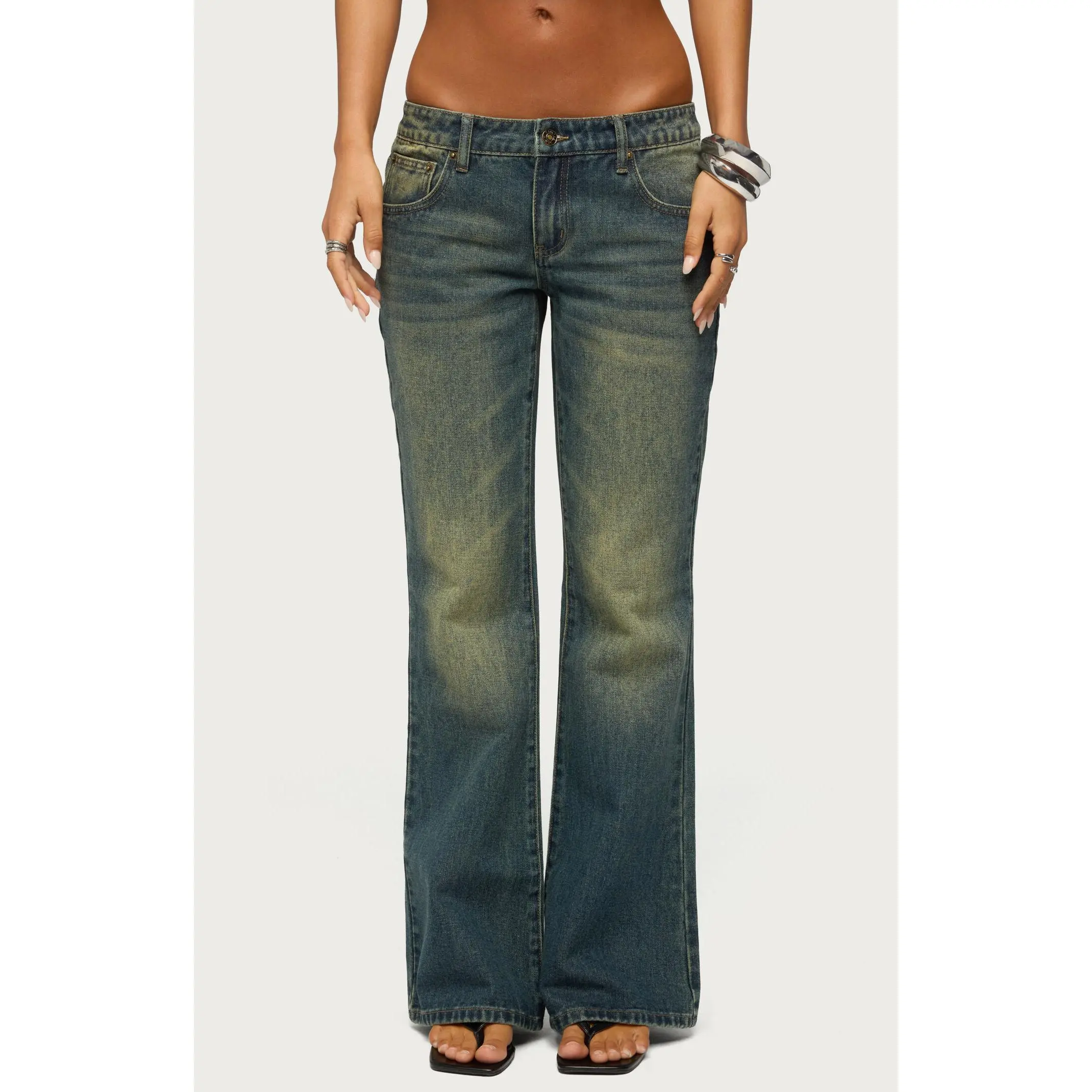 Edikted Women's Shirili Low Rise Flared Jeans