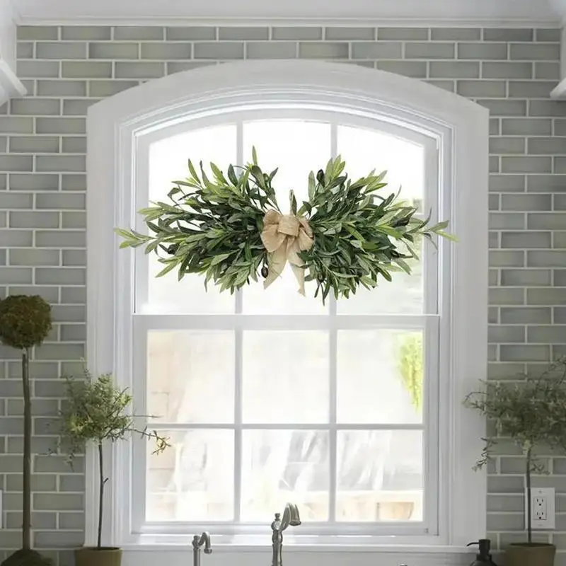 Artificial Plastic Olive Wreath & Garland Pack, Nature-Inspired Decoration with Olive Leaves, Easy-to-Clean All-Season Greenery Ornament for Front Door, Green Serenity Festive Use