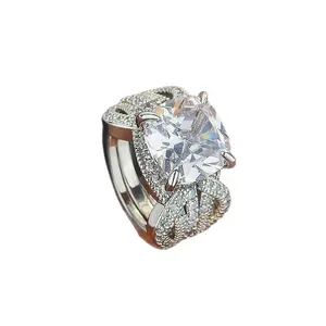 New 2025 European-American Style Princess Cut 4-Prong Two-Piece Set Engagement Wedding Simulated Diamond Ring for Women