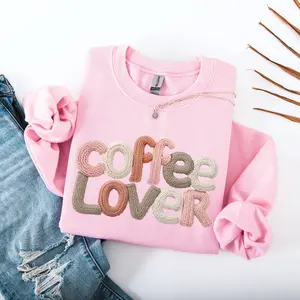 Coffee Lover Faux Yarn Gildan Sweatshirt Cozy Coffee Graphic Pullover Womenswear Tops