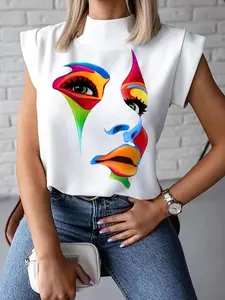 Women's Face Print Tee, Fashion Classy Casual T-shirt Top for Daily Holiday Vacation Outdoor Wear, Ladies Clothes for Summer