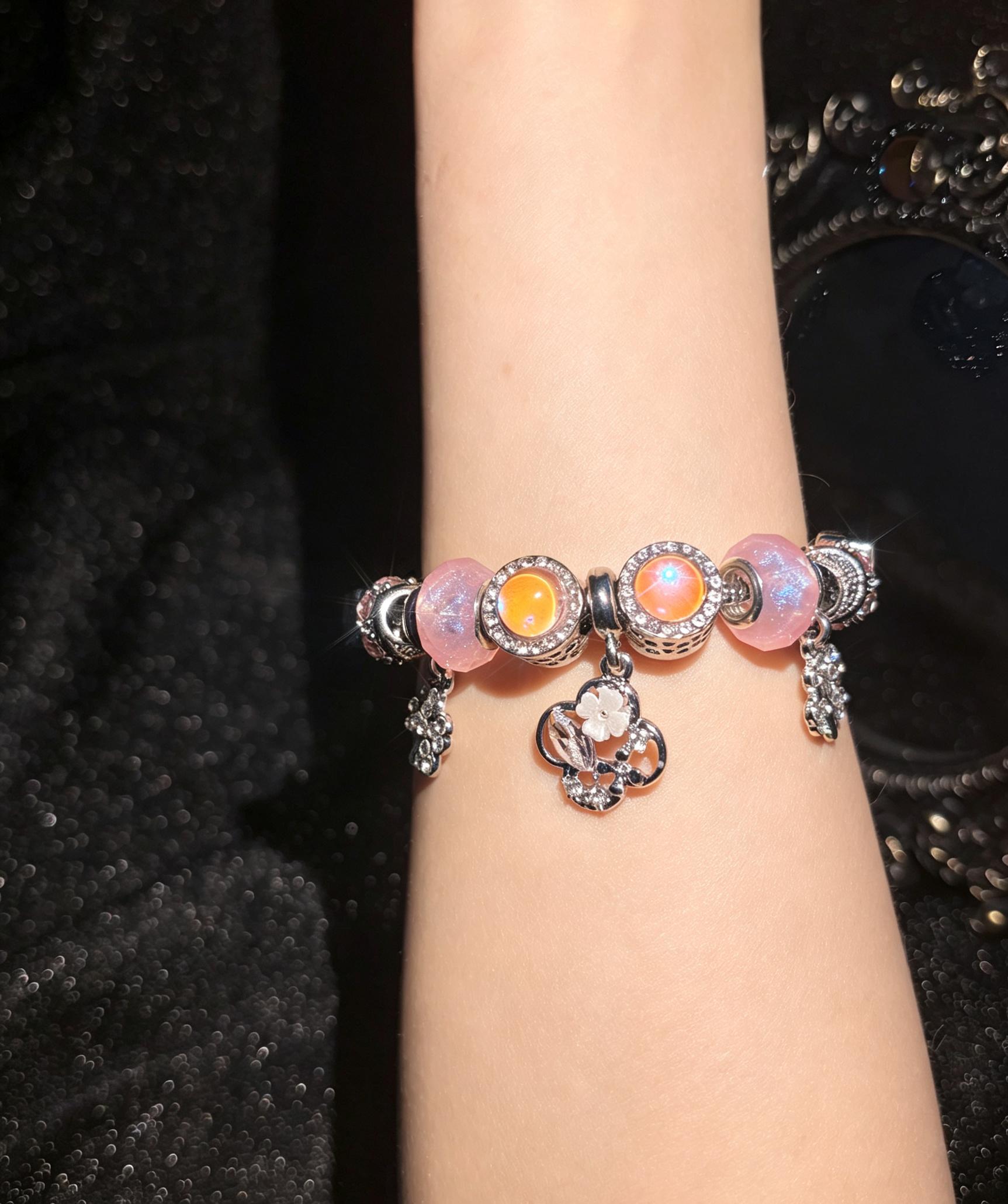 Women's Enchanting Pink-Orange Beaded Charm Bracelet with 4-Leaf Clover Dangle, Fashion Costume Jewelry Gift