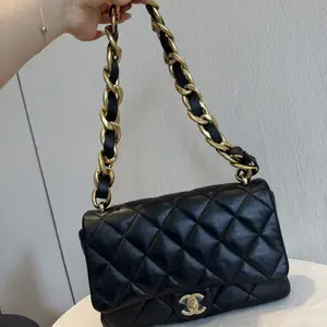Pre-owned CHANEL 22K Black Quilted Lambskin Chunky Chain Large Flap Bag