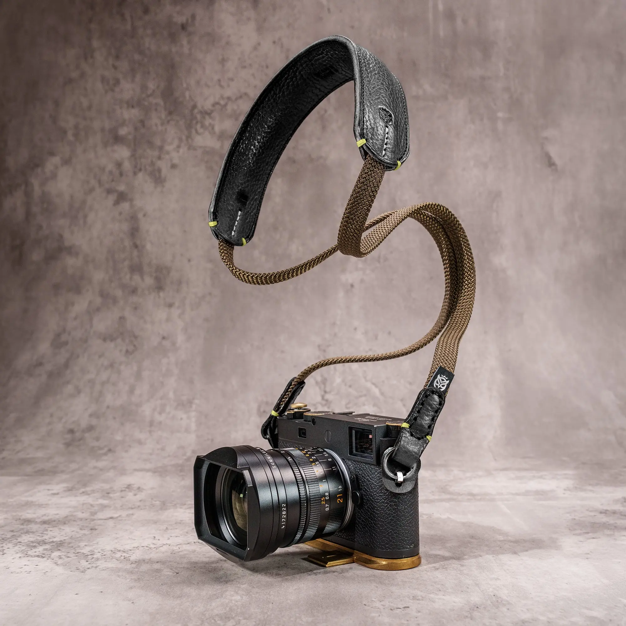 Classic Flat Padded Rope Camera Strap - Safari
