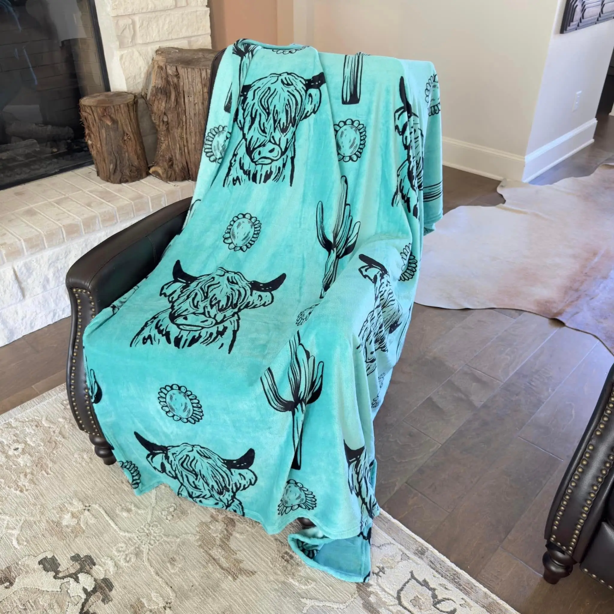 The Willow Lightweight Soft Throw Blanket 60"x80