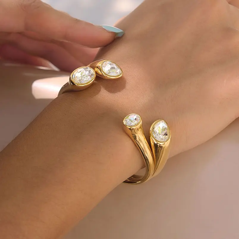 Emma's Heart C-Shape Cubic Zirconia Open Cuff Bracelet 316L Waterproof Titanium Steel